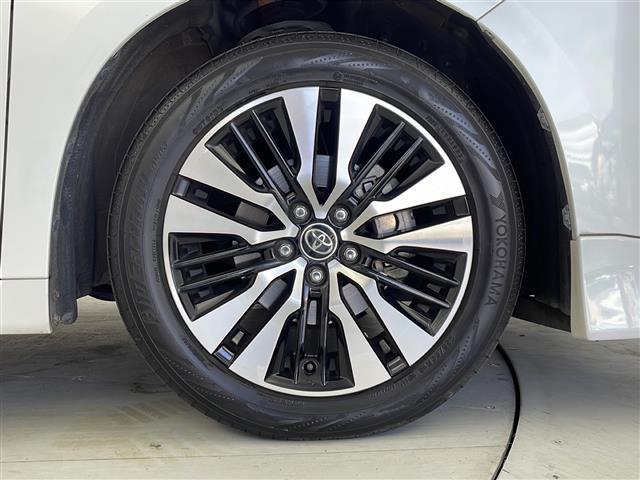 アルファード ２．５Ｓ　Ｃパッケージ　純正１０インチナビ　バックモニター　ＥＴＣ２．０　ドラレコ　ＬＥＤライト　追従クルコン　ステアリングヒーター　シートエアコン　両側電動スライドドア　サンルーフ　ＴＲＤエアロ　フリップダウンモニター（17枚目）