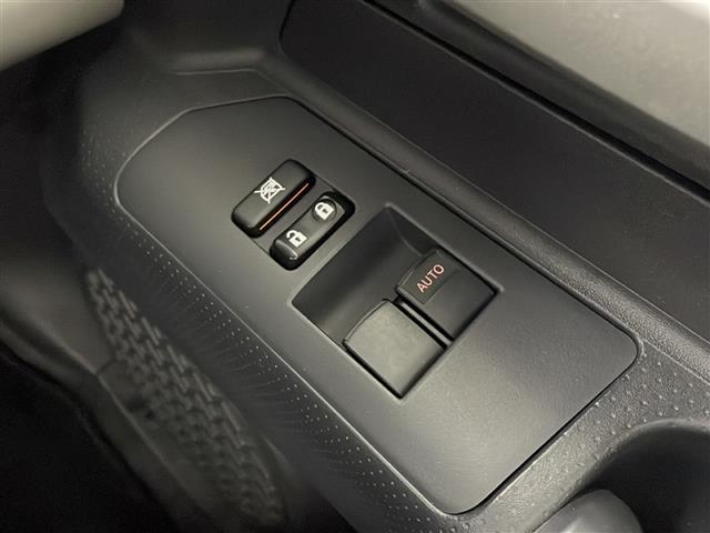 FJクルーザー ベースグレード 純正ナビ バックモニター ETC ドラレコ LEDライト フォグランプ 横滑り防止装置 コーナーセンサー RAYS17インチアルミホイール 純正フロアマット ルーフレール(30枚目)