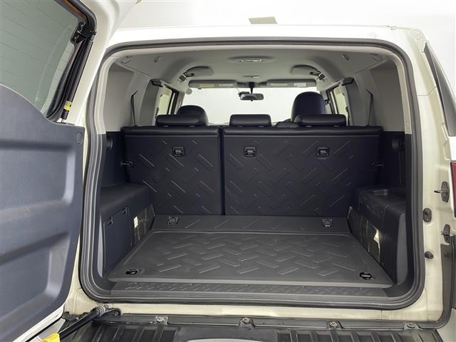 FJクルーザー ベースグレード 純正ナビ バックモニター ETC ドラレコ LEDライト フォグランプ 横滑り防止装置 コーナーセンサー RAYS17インチアルミホイール 純正フロアマット ルーフレール(36枚目)