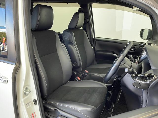 ノア ハイブリッドSi ダブルバイビーII セーフティーセンス 純正SDナビ CD DVD BT フルセグ バックカメラ 両側電動スライドドア クルーズコントロール LEDオートライト ハーフレザーシート シートヒーター ステアリングスイッチ(14枚目)