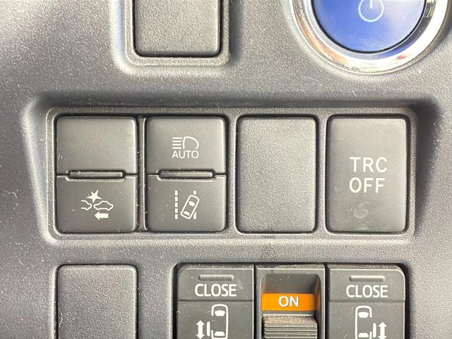 ノア ハイブリッドSi ダブルバイビーII セーフティーセンス 純正SDナビ CD DVD BT フルセグ バックカメラ 両側電動スライドドア クルーズコントロール LEDオートライト ハーフレザーシート シートヒーター ステアリングスイッチ(30枚目)
