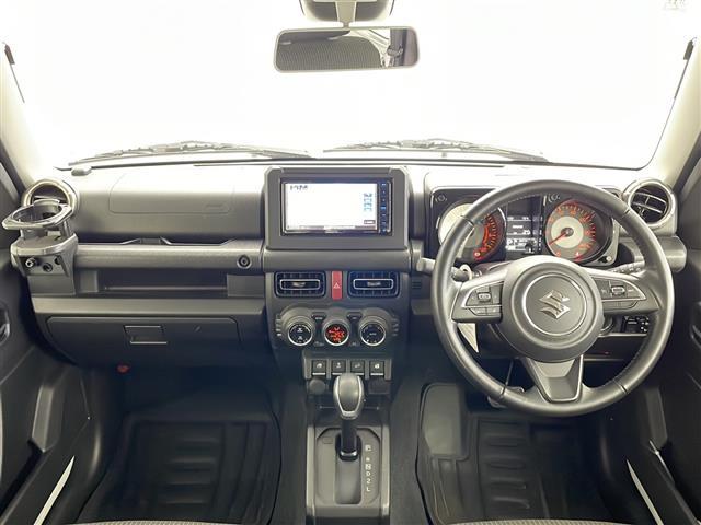 ジムニー ＸＣ　メモリナビ　フルセグＴＶ　バックモニター　ＥＴＣ　ＬＥＤライト　フォグランプ　クルコン　ステアリングスイッチ　シートヒーター　衝突被害軽減ブレーキ　レーンキープアシスト　横滑り防止装置　スマートキー（2枚目）