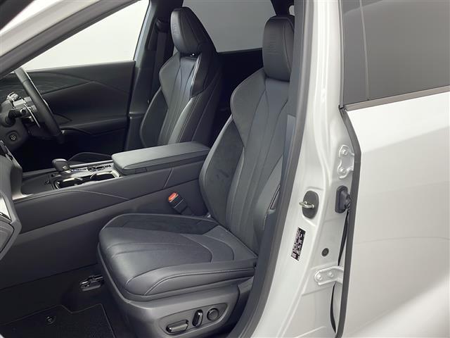 ＲＸ ＲＸ５００ｈ　Ｆスポーツパフォーマンス　１４インチ純正ディスプレイオーディオ　全周囲モニター　ＥＴＣ２．０　パノラマルーフ　追従クルコン　シートエアコン　置くだけ充電　ＢＳＭ　ＨＵＤ　ステアリングヒーター　ＬＥＤライト　コーナーセンサー（33枚目）