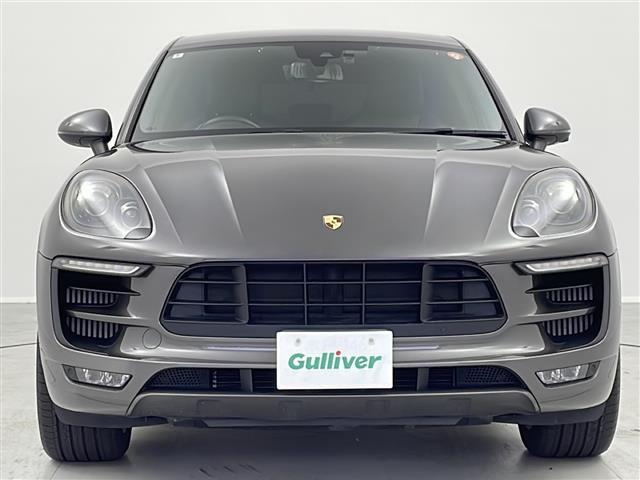 マカン マカンＧＴＳ　純正ナビ　バックモニター　衝突軽減ブレーキ　シートヒーター　ＥＴＣ　ドライブレコーダー　追従クルコン　ＬＥＤライト　純正２０インチアルミホイール　純正フロアマット　コーナーセンサー　横滑り防止装置（18枚目）