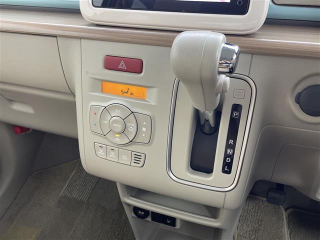 アルトラパン Ｘ　純正ナビ　フルセグＴＶ　アラウンドビューモニター　シートヒーター　衝突被害軽減ブレーキ　横滑り防止装置　アイドリングストップ　スマートキー　プッシュスタート　純正１４インチアルミホイール　ＬＥＤライト（22枚目）