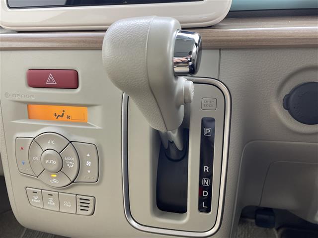 アルトラパン Ｘ　純正ナビ　フルセグＴＶ　アラウンドビューモニター　シートヒーター　衝突被害軽減ブレーキ　横滑り防止装置　アイドリングストップ　スマートキー　プッシュスタート　純正１４インチアルミホイール　ＬＥＤライト（24枚目）