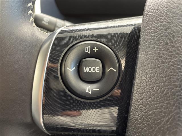 シエンタ ファンベースＧ　純正ナビ　フルセグＴＶ　ＤＶＤ再生機能　Ｂｌｕｅｔｏｏｔｈ　バックモニター　トヨタセーフティセンス　レーンキープアシスト　オートハイビーム　コーナーセンサー　ＬＥＤヘッドライト　両側電動スライドドア（10枚目）