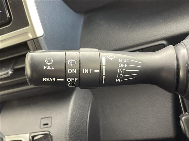 シエンタ ファンベースＧ　純正ナビ　フルセグＴＶ　ＤＶＤ再生機能　Ｂｌｕｅｔｏｏｔｈ　バックモニター　トヨタセーフティセンス　レーンキープアシスト　オートハイビーム　コーナーセンサー　ＬＥＤヘッドライト　両側電動スライドドア（12枚目）