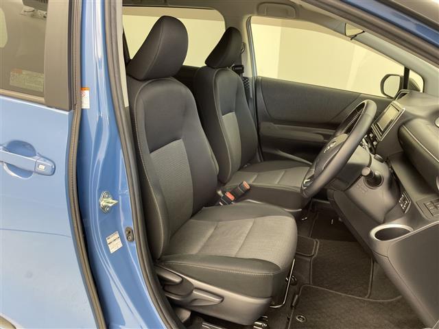 シエンタ ファンベースＧ　純正ナビ　フルセグＴＶ　ＤＶＤ再生機能　Ｂｌｕｅｔｏｏｔｈ　バックモニター　トヨタセーフティセンス　レーンキープアシスト　オートハイビーム　コーナーセンサー　ＬＥＤヘッドライト　両側電動スライドドア（22枚目）