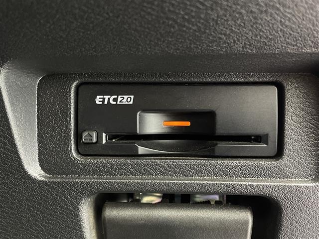 ノート Ｘ　２トーン　純正ナビ　フルセグＴＶ　Ｂｌｕｅｔｏｏｔｈ　全方位カメラ　レーダークルーズコントロール　レーンキープアシスト　ＬＥＤヘッドランプ　コーナーセンサー　ブラインドスポットモニター（5枚目）