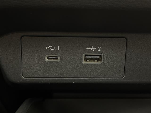 ノート Ｘ　２トーン　純正ナビ　フルセグＴＶ　Ｂｌｕｅｔｏｏｔｈ　全方位カメラ　レーダークルーズコントロール　レーンキープアシスト　ＬＥＤヘッドランプ　コーナーセンサー　ブラインドスポットモニター（20枚目）