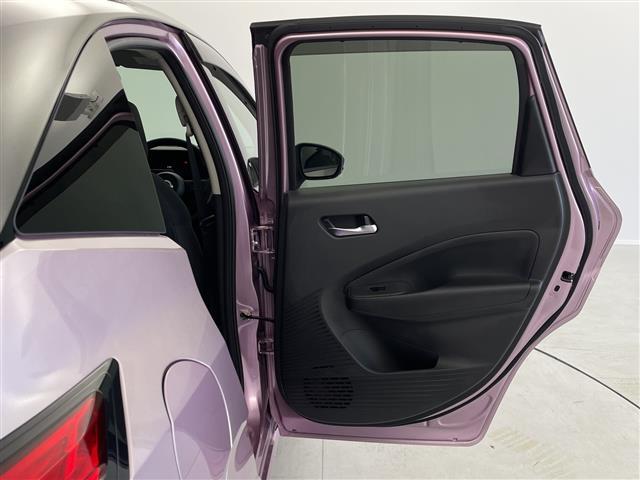 ノート Ｘ　２トーン　純正ナビ　フルセグＴＶ　Ｂｌｕｅｔｏｏｔｈ　全方位カメラ　レーダークルーズコントロール　レーンキープアシスト　ＬＥＤヘッドランプ　コーナーセンサー　ブラインドスポットモニター（32枚目）