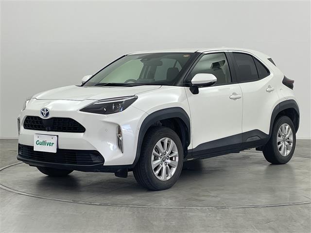 ヤリスクロス ハイブリッドＧ　純正９型メモリディスプレイナビ　全周囲カメラ　ＥＴＣ２．０　ＢＳＭ　禁煙車　ステアリングヒーター　ＬＥＤヘッドライト　パーキングアシスト　スマートキー　オートライト　レーンキープアシスト　シートヒータ（2枚目）