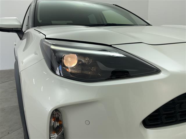 ヤリスクロス ハイブリッドＧ　純正９型メモリディスプレイナビ　全周囲カメラ　ＥＴＣ２．０　ＢＳＭ　禁煙車　ステアリングヒーター　ＬＥＤヘッドライト　パーキングアシスト　スマートキー　オートライト　レーンキープアシスト　シートヒータ（7枚目）