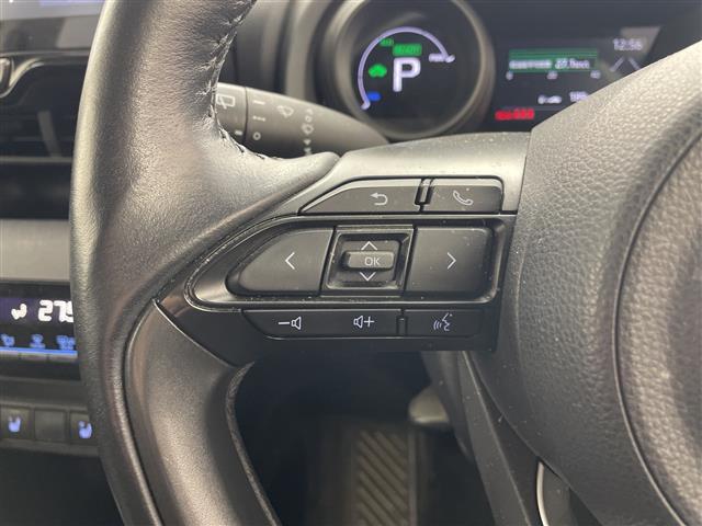 ヤリスクロス ハイブリッドＧ　純正９型メモリディスプレイナビ　全周囲カメラ　ＥＴＣ２．０　ＢＳＭ　禁煙車　ステアリングヒーター　ＬＥＤヘッドライト　パーキングアシスト　スマートキー　オートライト　レーンキープアシスト　シートヒータ（24枚目）