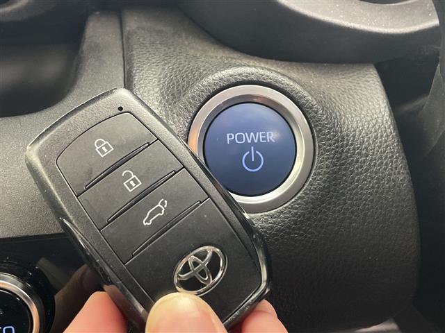 ヤリスクロス ハイブリッドＧ　純正９型メモリディスプレイナビ　全周囲カメラ　ＥＴＣ２．０　ＢＳＭ　禁煙車　ステアリングヒーター　ＬＥＤヘッドライト　パーキングアシスト　スマートキー　オートライト　レーンキープアシスト　シートヒータ（41枚目）