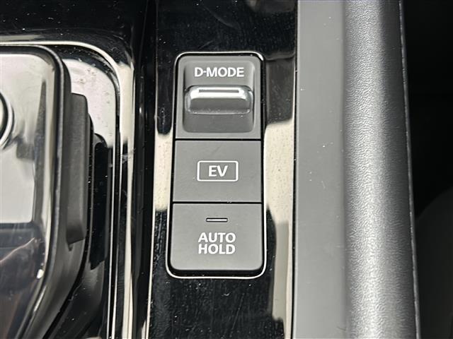 ノート Ｘ　純正９インチナビ　フルセグＴＶ　アラウンドビューモニター　ＥＴＣ　ドラレコ　ＬＥＤライト　インテリジェントルームミラー　衝突被害軽減ブレーキ　横滑り防止装置　コーナーセンサー　ステアリングスイッチ（24枚目）