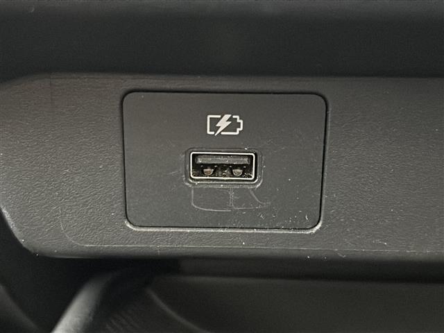 ノート Ｘ　純正９インチナビ　フルセグＴＶ　アラウンドビューモニター　ＥＴＣ　ドラレコ　ＬＥＤライト　インテリジェントルームミラー　衝突被害軽減ブレーキ　横滑り防止装置　コーナーセンサー　ステアリングスイッチ（32枚目）