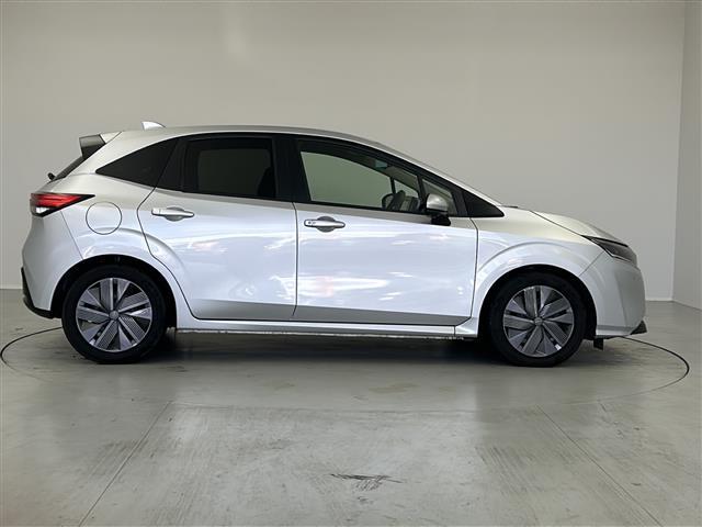 ノート Ｘ　純正９インチナビ　フルセグＴＶ　アラウンドビューモニター　ＥＴＣ　ドラレコ　ＬＥＤライト　インテリジェントルームミラー　衝突被害軽減ブレーキ　横滑り防止装置　コーナーセンサー　ステアリングスイッチ（41枚目）