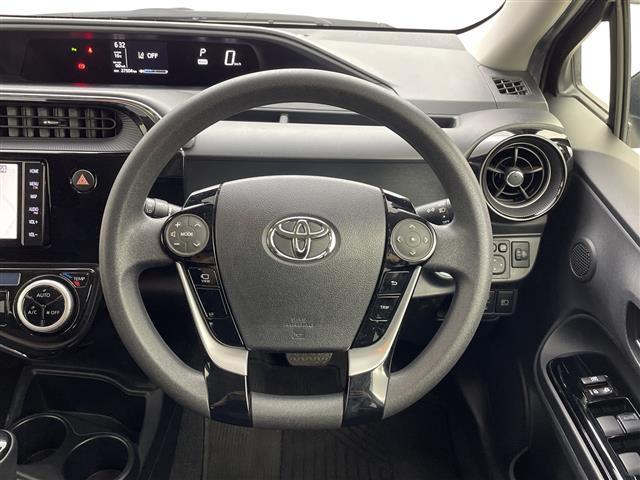 アクア Ｓスタイルブラック　純正ナビ　フルセグＴＶ　Ｂｌｕｅｔｏｏｔｈ　全方位カメラ　衝突軽減ブレーキ　レーンキープアシスト　オートハイビーム　ＬＥＤヘッドランプ　コーナーセンサー　シートヒーター　スマートキー　ＥＴＣ（25枚目）