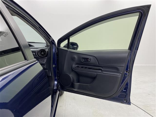 アクア Ｓスタイルブラック　純正ナビ　フルセグＴＶ　Ｂｌｕｅｔｏｏｔｈ　全方位カメラ　衝突軽減ブレーキ　レーンキープアシスト　オートハイビーム　ＬＥＤヘッドランプ　コーナーセンサー　シートヒーター　スマートキー　ＥＴＣ（35枚目）