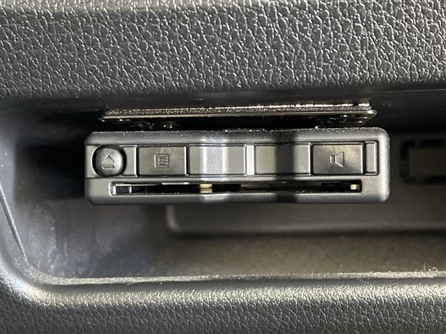 ムーヴキャンバス ストライプスＧ　純正ナビ　パノラミックビューモニター　クルコン　両側電動スライドドア　ドラレコ　シートヒーター　スマートキー　ＬＥＤ　プッシュスタート　スマートアシスト　ＥＴＣ　純正フロアマット　ステアリングリモコン（6枚目）