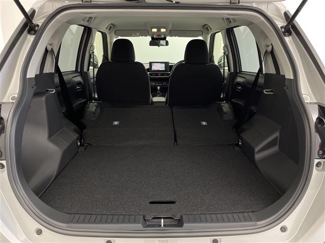 ライズ Ｚ　純正ナビ　フルセグＴＶ　Ｂｌｕｅｔｏｏｔｈ　バックモニター　レーダークルーズコントロール　ＬＥＤヘッドランプ　ＥＴＣ　シートヒーター　衝突軽減ブレーキ　レーンキープアシスト　オートハイビーム（32枚目）