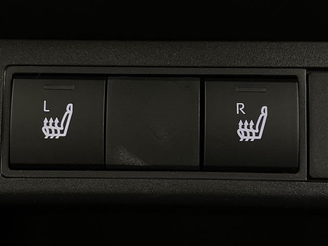 ヤリスクロス ハイブリッドZ 純正ナビ フルセグTV Bluetooth 全方位カメラ ETC トヨタセーフティセンス レーダークルーズコントロール ブラインドスポットモニター ステアリングヒーター シートヒーター コーナーセンサ(8枚目)