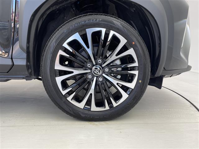 ヤリスクロス ハイブリッドZ 純正ナビ フルセグTV Bluetooth 全方位カメラ ETC トヨタセーフティセンス レーダークルーズコントロール ブラインドスポットモニター ステアリングヒーター シートヒーター コーナーセンサ(17枚目)