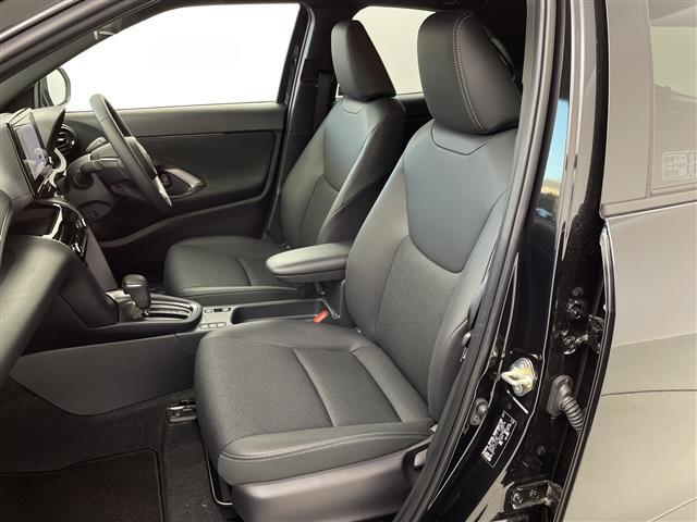 ヤリスクロス ハイブリッドZ 純正ナビ フルセグTV Bluetooth 全方位カメラ ETC トヨタセーフティセンス レーダークルーズコントロール ブラインドスポットモニター ステアリングヒーター シートヒーター コーナーセンサ(33枚目)