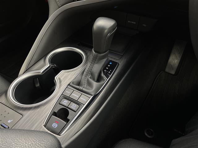 カムリ G 純正ディスプレイオーディオ 全方位カメラ ミュージックプレーヤー接続 ETC 衝突軽減ブレーキ レーンキープアシスト ブラインドスポットモニター シートヒーター ドライブレコーダー 純正17インチAW(23枚目)