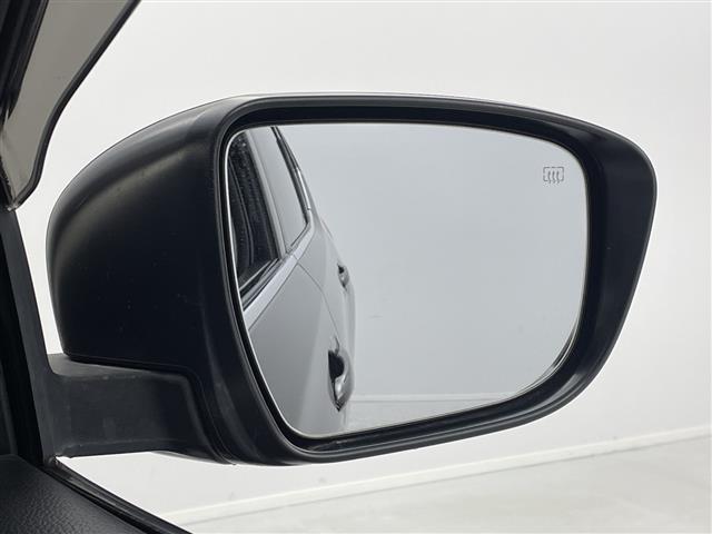 エクストレイル ２０Ｘｉ　Ｖセレクション　純正１０型ナビ　パノラミックビューモニター　フルセグＴＶ　衝突軽減ブレーキ　スマートキー　プッシュスタート　追従クルコン　シートイーター　ＥＴＣ　ドラレコ　コーナーセンサー　電動リアゲート　禁煙車（35枚目）