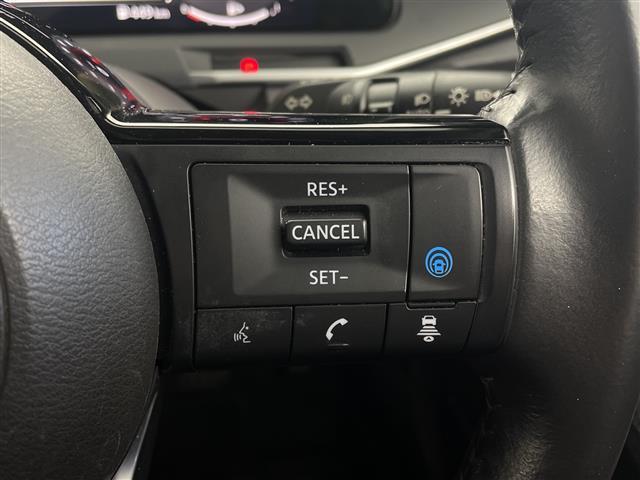 オーラ Ｇ　レザーエディション　純正９型ナビ　フルセグＴＶ　ＢＯＳＥプレミアムサウンド　プロパイロット　アラウンドビューモニター　ワイヤレス充電器　インテリジェントルームミラー　レザーシート　シートヒーター　ＥＴＣ２．０　禁煙車（3枚目）