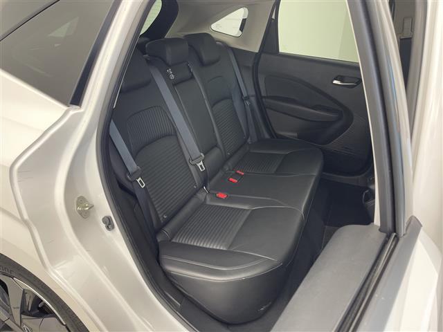 オーラ Ｇ　レザーエディション　純正９型ナビ　フルセグＴＶ　ＢＯＳＥプレミアムサウンド　プロパイロット　アラウンドビューモニター　ワイヤレス充電器　インテリジェントルームミラー　レザーシート　シートヒーター　ＥＴＣ２．０　禁煙車（20枚目）