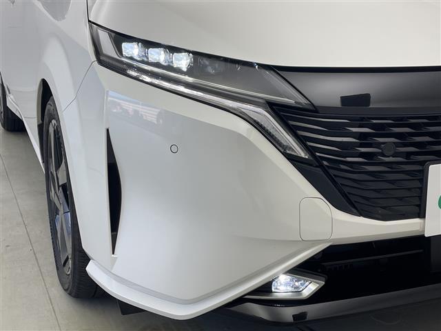 オーラ Ｇ　レザーエディション　純正９型ナビ　フルセグＴＶ　ＢＯＳＥプレミアムサウンド　プロパイロット　アラウンドビューモニター　ワイヤレス充電器　インテリジェントルームミラー　レザーシート　シートヒーター　ＥＴＣ２．０　禁煙車（24枚目）