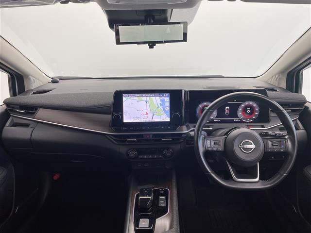 オーラ Ｇ　レザーエディション　純正９型ナビ　フルセグＴＶ　ＢＯＳＥプレミアムサウンド　プロパイロット　アラウンドビューモニター　ワイヤレス充電器　インテリジェントルームミラー　レザーシート　シートヒーター　ＥＴＣ２．０　禁煙車（42枚目）