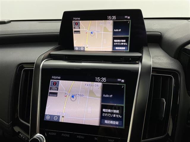 クラウンハイブリッド ＲＳアドバンス　純正ナビ　パノラミックビューモニター　フルセグＴＶ　スマートキー　衝突軽減ブレーキ　プッシュスタート　ＥＴＣ　ドラレコ　追従クルコン　シートエアコン　シートヒーター　コーナーセンサー　ＨＵＤ　ＢＳＭ（2枚目）
