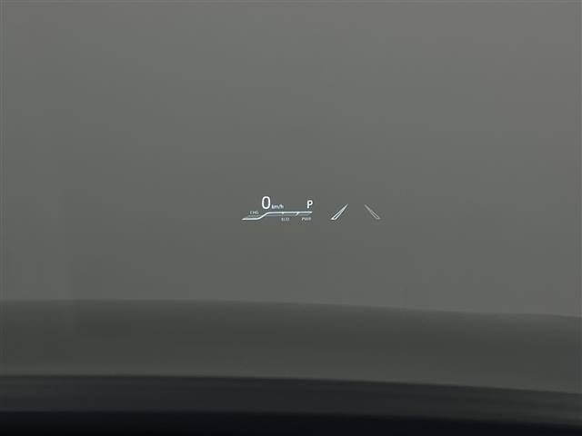 クラウンハイブリッド ＲＳアドバンス　純正ナビ　パノラミックビューモニター　フルセグＴＶ　スマートキー　衝突軽減ブレーキ　プッシュスタート　ＥＴＣ　ドラレコ　追従クルコン　シートエアコン　シートヒーター　コーナーセンサー　ＨＵＤ　ＢＳＭ（5枚目）