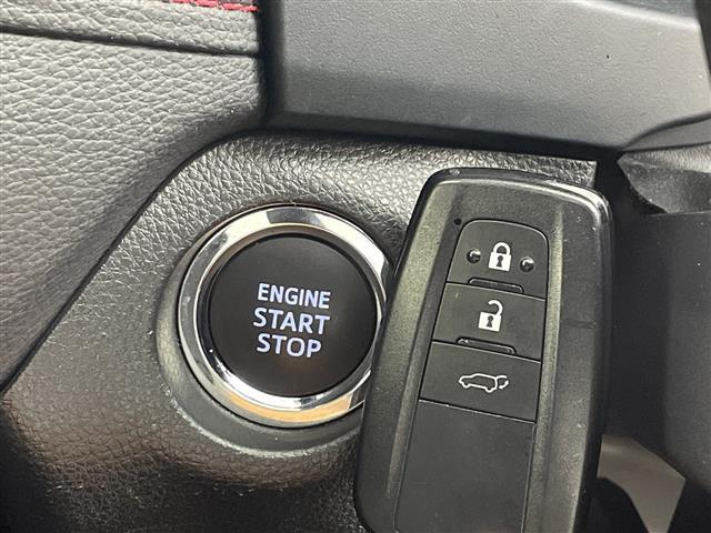 ＲＡＶ４ アドベンチャー　オフロードパッケージＩＩ　純正１０．５型ナビ　全方位カメラ　電動リアゲート　衝突軽減ブレーキ　レーンキープアシスト　ブラインドスポットモニター　レーダークルーズコントロール　寒冷地仕様　ルーフレール　ＬＥＤヘッドランプ　禁煙車（2枚目）