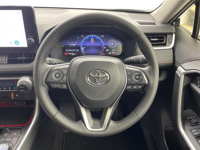 ＲＡＶ４ アドベンチャー　オフロードパッケージＩＩ　純正１０．５型ナビ　全方位カメラ　電動リアゲート　衝突軽減ブレーキ　レーンキープアシスト　ブラインドスポットモニター　レーダークルーズコントロール　寒冷地仕様　ルーフレール　ＬＥＤヘッドランプ　禁煙車（8枚目）
