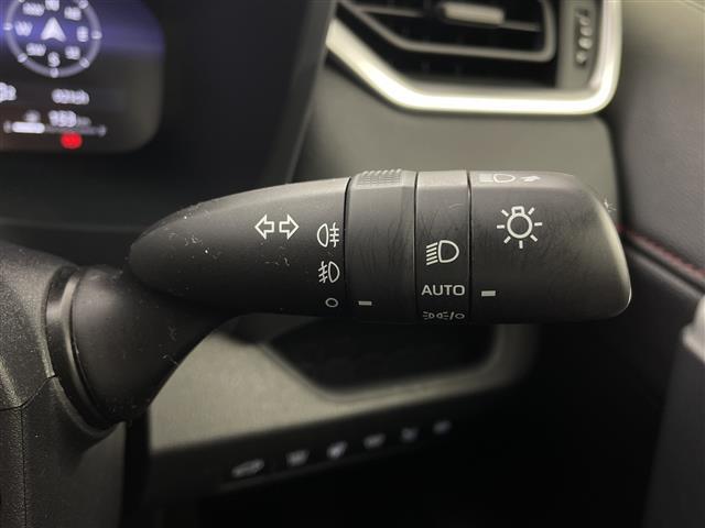 ＲＡＶ４ アドベンチャー　オフロードパッケージＩＩ　純正１０．５型ナビ　全方位カメラ　電動リアゲート　衝突軽減ブレーキ　レーンキープアシスト　ブラインドスポットモニター　レーダークルーズコントロール　寒冷地仕様　ルーフレール　ＬＥＤヘッドランプ　禁煙車（9枚目）