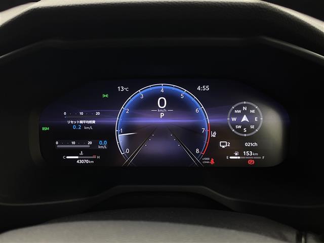 ＲＡＶ４ アドベンチャー　オフロードパッケージＩＩ　純正１０．５型ナビ　全方位カメラ　電動リアゲート　衝突軽減ブレーキ　レーンキープアシスト　ブラインドスポットモニター　レーダークルーズコントロール　寒冷地仕様　ルーフレール　ＬＥＤヘッドランプ　禁煙車（10枚目）