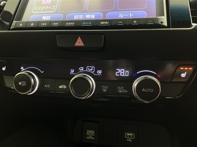 フィット ｅ：ＨＥＶリュクス　純正８インチナビ　バックカメラ　ステアリングヒーター　路外逸脱抑制機能　踏み間違い衝突被害軽減システム　衝突被害軽減ブレーキ　追従クルーズコントロール　ＥＴＣ　フォグライト　シートヒーター　禁煙車（15枚目）