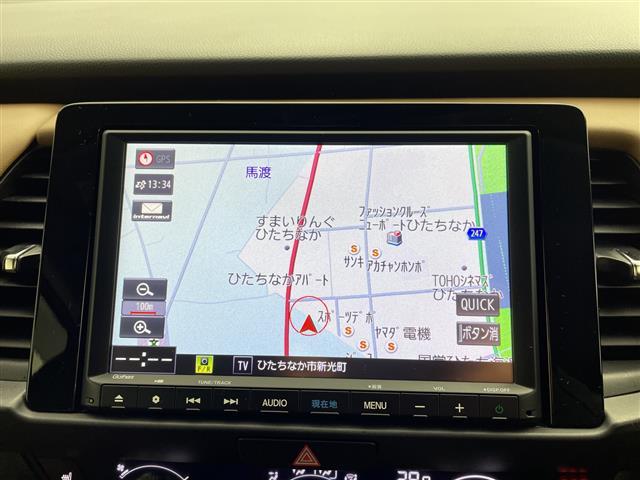 フィット ｅ：ＨＥＶリュクス　純正８インチナビ　バックカメラ　ステアリングヒーター　路外逸脱抑制機能　踏み間違い衝突被害軽減システム　衝突被害軽減ブレーキ　追従クルーズコントロール　ＥＴＣ　フォグライト　シートヒーター　禁煙車（43枚目）