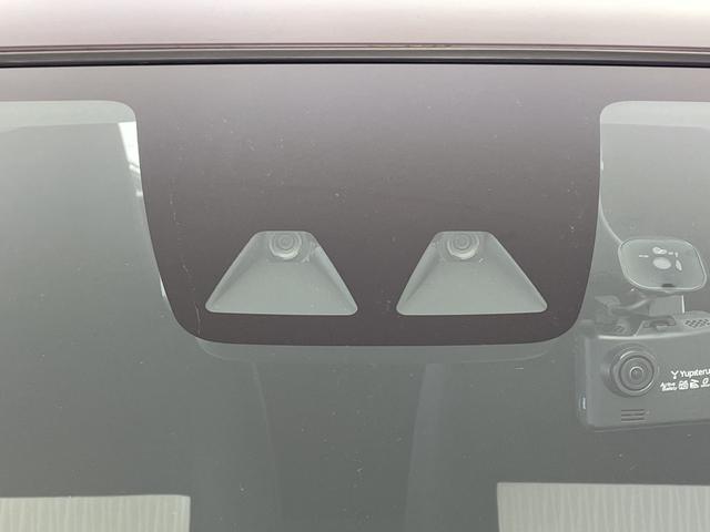 ピクシスエポック Ｌ　ＳＡＩＩＩ　ワンオーナー　純正ナビ　バックモニター　フルセグＴＶ　Ｂｌｕｅｔｏｏｔｈ　衝突軽減ブレーキ　フロアマット　オートライト　オートハイビーム　前後コーナーセンサー　アイドリングストップ　横滑り防止装置（5枚目）