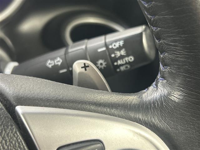 Ｎ－ＢＯＸカスタム Ｇ　ターボＳＳブラックスタイルパッケージ　純正ナビ　バックカメラ　フルセグＴＶ　ＥＴＣ　両側パワースライドドア　ＵＳＢプラグ　前席シートヒーター　クルコン　オートライト　ベンチシート　純正ＡＷ１５インチ　ＡＢＳ　衝突被害軽減システム（37枚目）