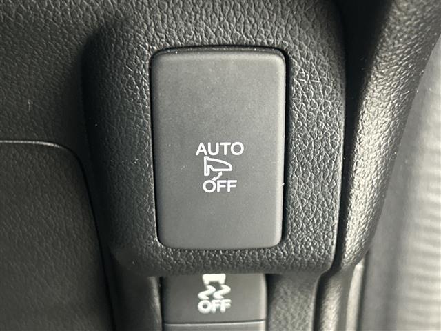 Ｎ－ＢＯＸカスタム Ｇ　ターボＳＳブラックスタイルパッケージ　純正ナビ　バックカメラ　フルセグＴＶ　ＥＴＣ　両側パワースライドドア　ＵＳＢプラグ　前席シートヒーター　クルコン　オートライト　ベンチシート　純正ＡＷ１５インチ　ＡＢＳ　衝突被害軽減システム（38枚目）