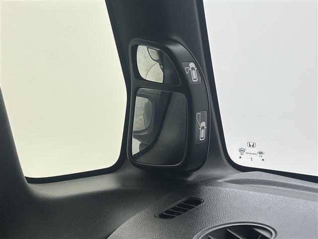 Ｎ－ＢＯＸカスタム Ｇ　ターボＳＳブラックスタイルパッケージ　純正ナビ　バックカメラ　フルセグＴＶ　ＥＴＣ　両側パワースライドドア　ＵＳＢプラグ　前席シートヒーター　クルコン　オートライト　ベンチシート　純正ＡＷ１５インチ　ＡＢＳ　衝突被害軽減システム（39枚目）