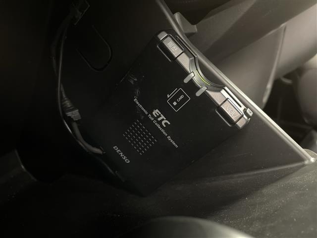 �K���X�R�[�e�B���O�A�i�r�Q�[�V�����A�d�s�b�ȂǁA���̑��̃p�[�c�̎��t�������ς���̂����k�������Ă���܂��I�I�N���}�̂��Ɖ��ł����C�����������I