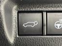 ハリアーハイブリッド Ｚ　レザーパッケージ　純正ナビ　電動リアゲート　パノラミックビューモニター　デジタルインナーミラー　ブラインドスポットモニター　レーダークルーズコントロール　レーンキープアシスト　シートヒーター　ステアリングヒーター（7枚目）